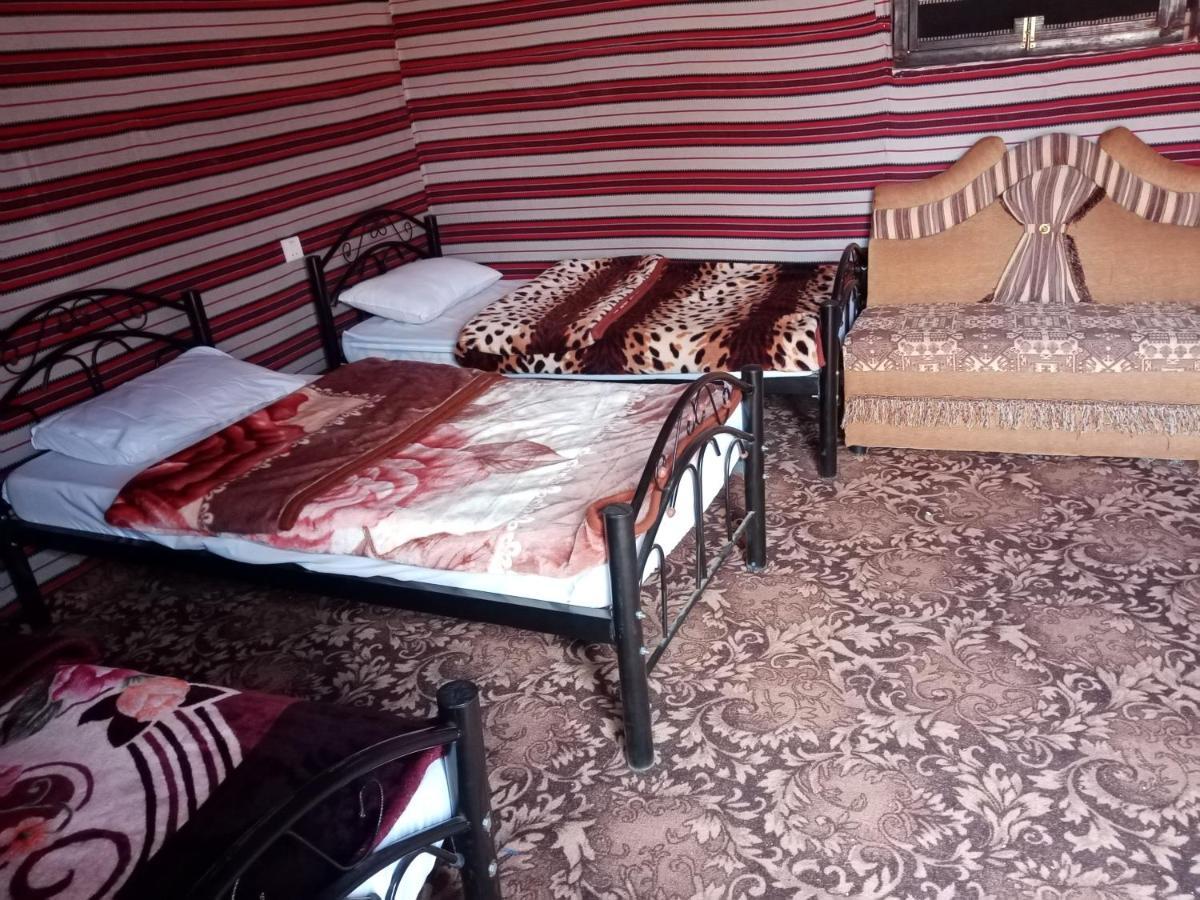 Zarb Desert Camp วาดิรัม ภายนอก รูปภาพ