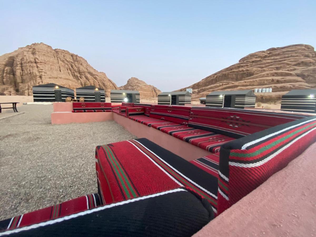 Zarb Desert Camp วาดิรัม ภายนอก รูปภาพ