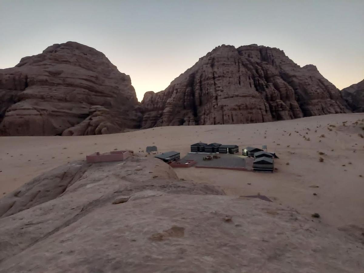Zarb Desert Camp วาดิรัม ภายนอก รูปภาพ